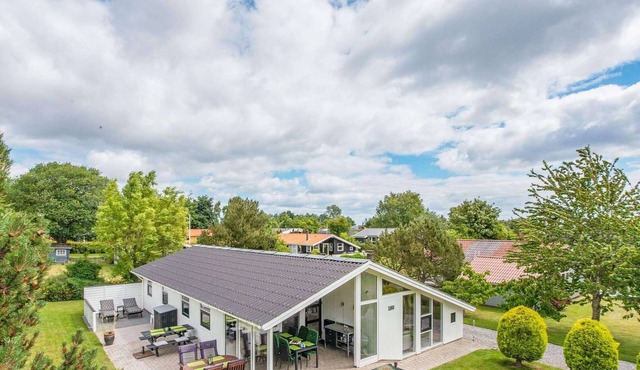 8 person holiday home in Juelsminde-By Traum