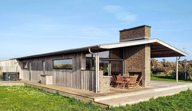 8 person holiday home in Vestervig-By Traum