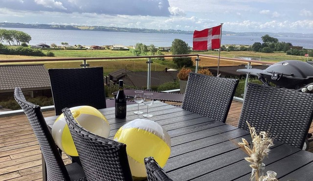 8 person holiday home in Aabenraa-By Traum