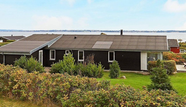 8 person holiday home in Ebberup-By Traum