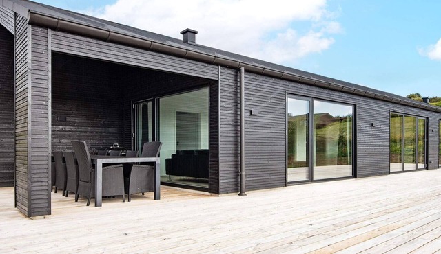 8 person holiday home in Ebeltoft-By Traum