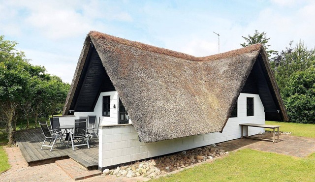 8 person holiday home in Højslev