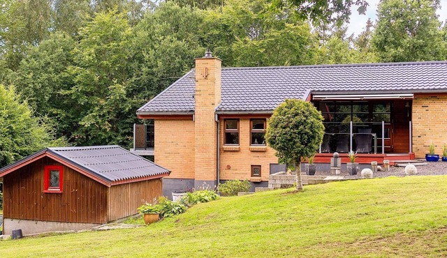 8 person holiday home in Højslev