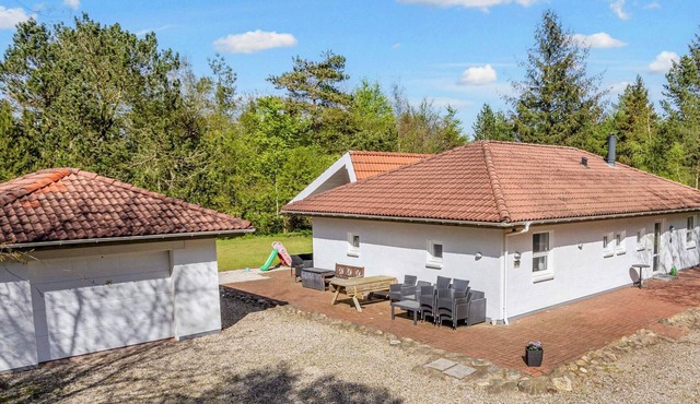 8 person holiday home in Højslev-By Traum