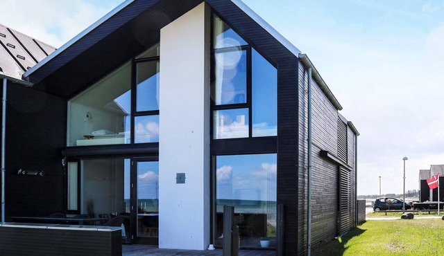 8 person holiday home in Hadsund-By Traum