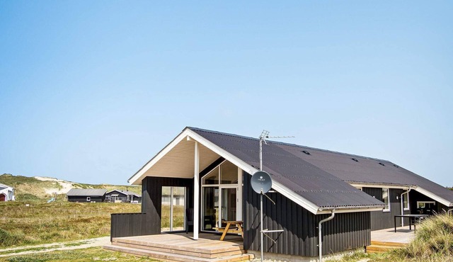 8 person holiday home in Harboøre-By Traum