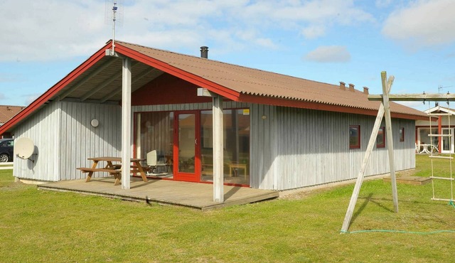 8 person holiday home in Harboøre-By Traum