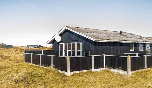 8 person holiday home in Harboøre