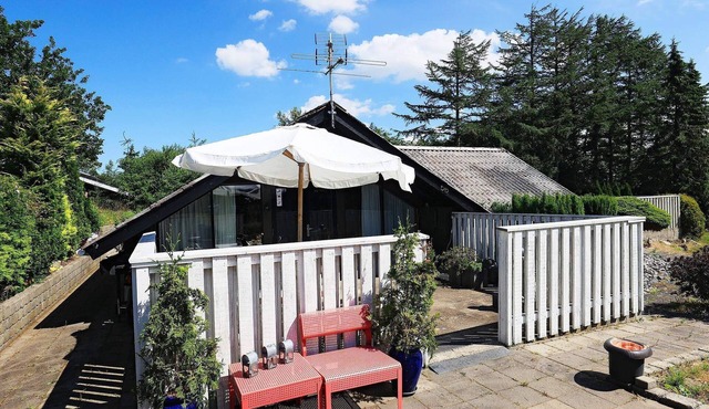 8 person holiday home in Løgstør-By Traum