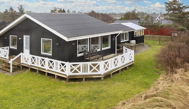 8 person holiday home in Løgstør-By Traum