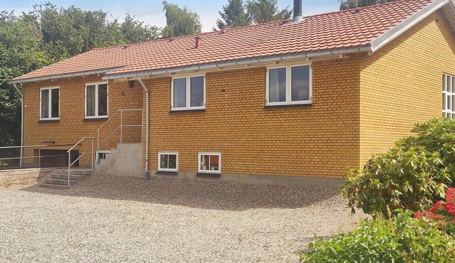 8 person holiday home in Nordborg-By Traum