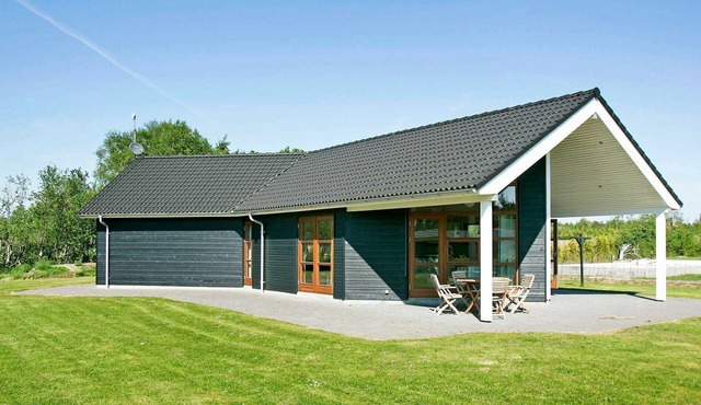 8 person holiday home in Storvorde