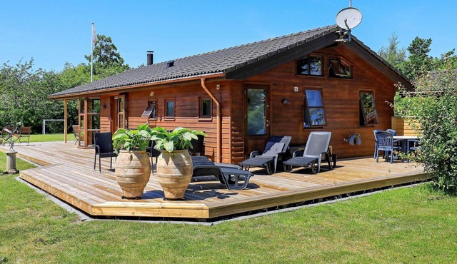 8 person holiday home in Ulfborg