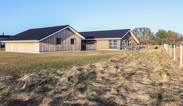 8 person holiday home in Brovst