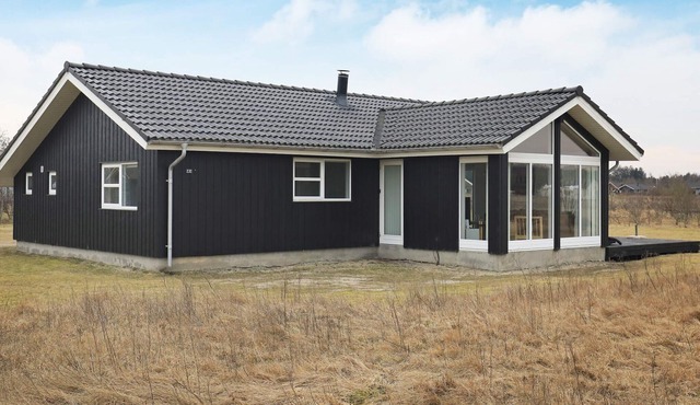 8 person holiday home in Brovst-By Traum