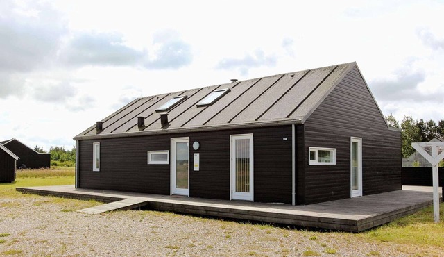 8 person holiday home in Brovst-By Traum