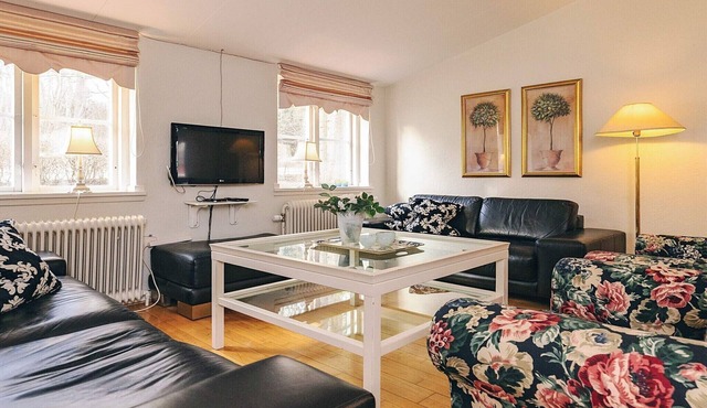 8 person holiday home in Brovst