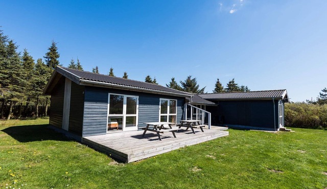 8 person holiday home in Løkken