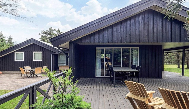 8 person holiday home in Løkken-By Traum