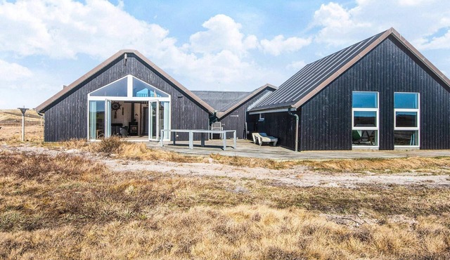 8 person holiday home in Lemvig-By Traum