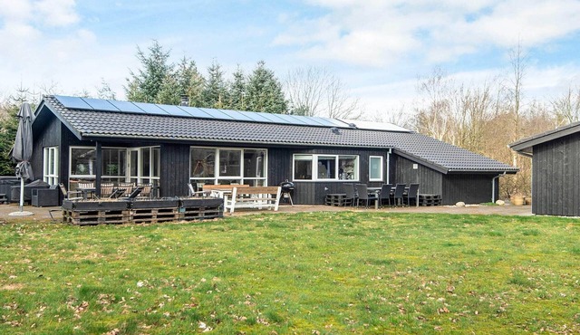 8 person holiday home in Oksbøl-By Traum