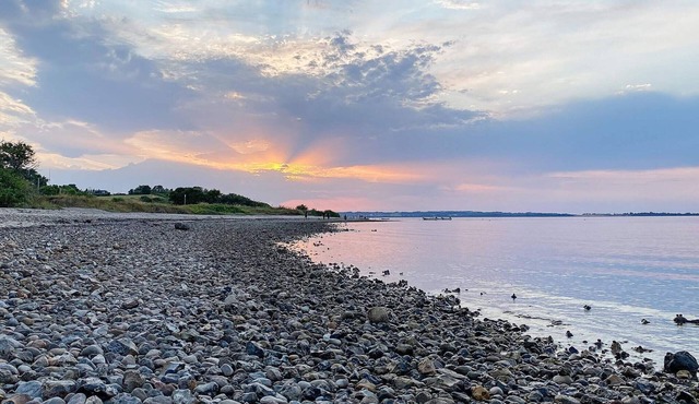 8 person holiday home in Roslev