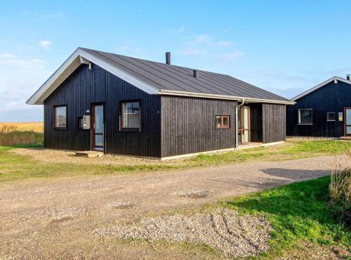 8 person holiday home in Ulfborg-By Traum