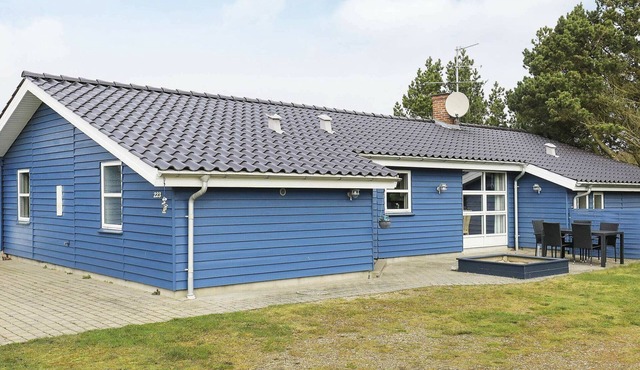 8 person holiday home in Ulfborg