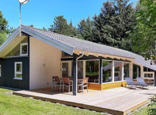 8 person holiday home in Bindslev-By Traum