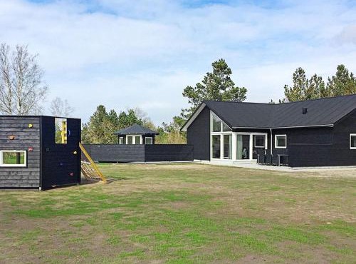 8 person holiday home in Bindslev