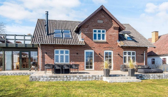 8 person holiday home in Bjert-By Traum