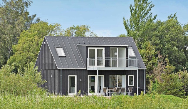 8 person holiday home in Humble