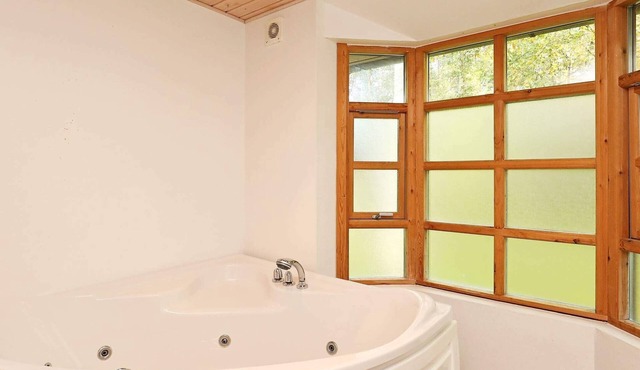 8 person holiday home in Læsø