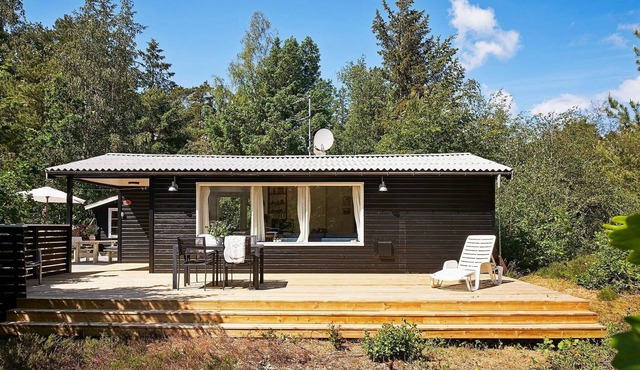 8 person holiday home in Nexø-By Traum