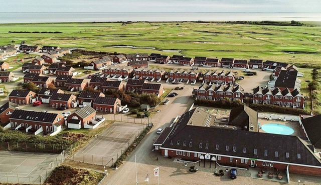 8 person holiday home in Rømø-By Traum