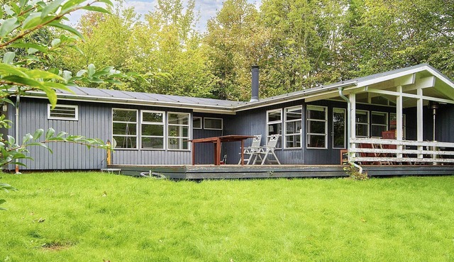 8 person holiday home in Rønde-By Traum