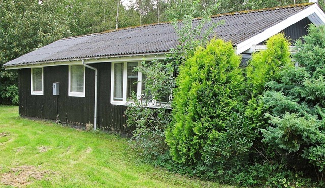 8 person holiday home in Roslev