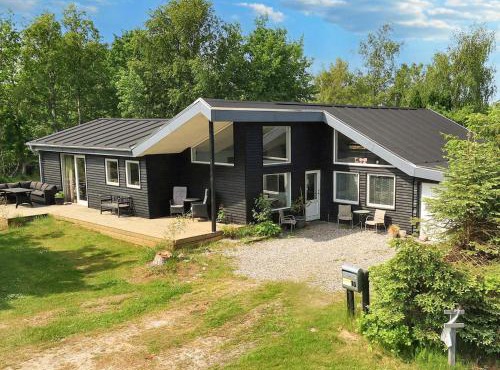 8 person holiday home in Storvorde