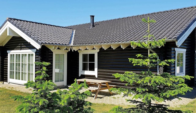 8 person holiday home in Sydals