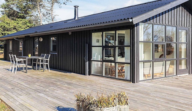 8 person holiday home in Hals-By Traum