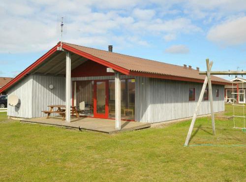 8 person holiday home in Harboøre-By Traum