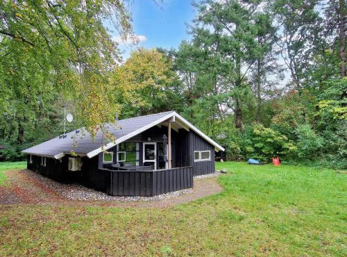 8 person holiday home in Melby-By Traum