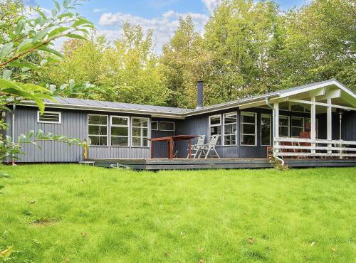 8 person holiday home in Rønde-By Traum
