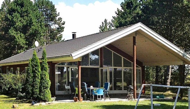 8 person holiday home in R dby