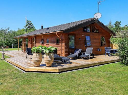 8 person holiday home in Ulfborg