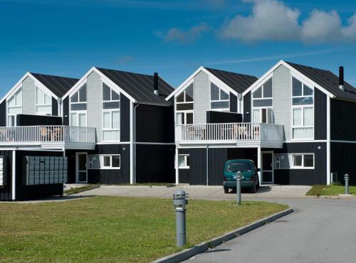8 person holiday home on a holiday park in Løkken
