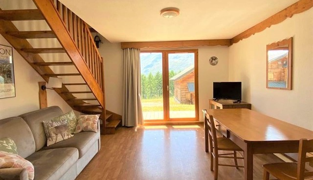 8-Person Semi-detached Chalet - Terrace, Mountain View & Parking