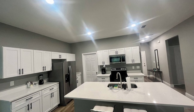 8 ppl 3Br 2Ba Near Disney World and Universal Studios