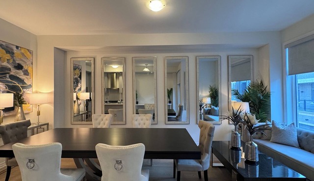 8 Queen Beds - Ivylea Refined Luxury Estates in Richmond Hill