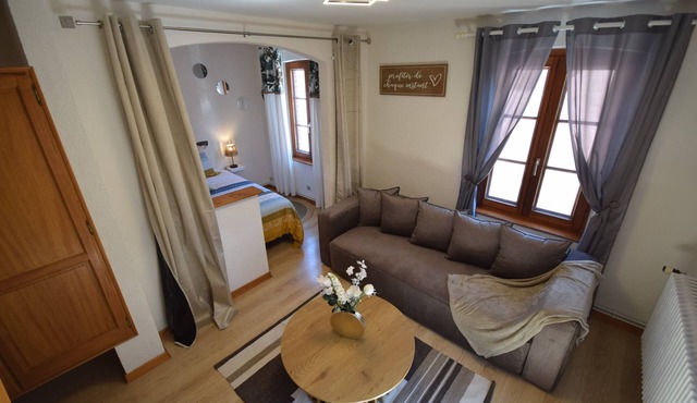 8-seater apartment